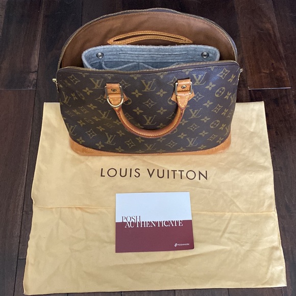 Louis Vuitton Handbags - Authentic Louis Vuitton Alma PM, needs love ❤️‍🩹
